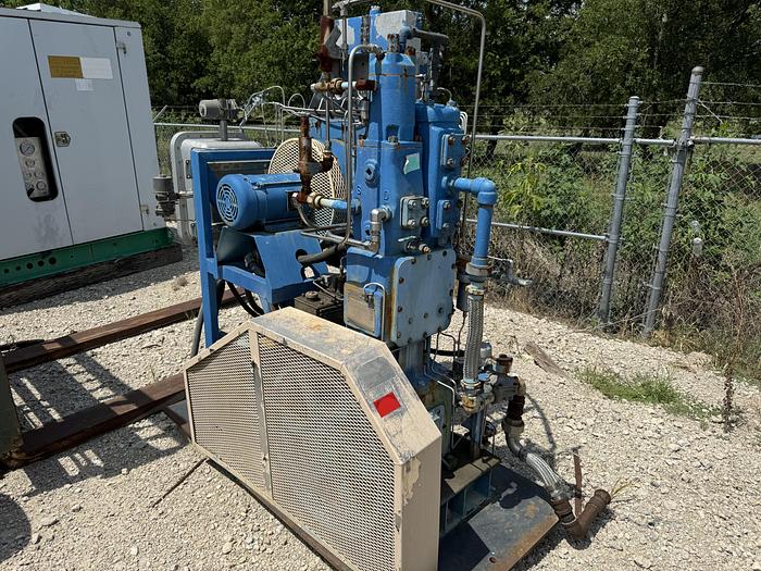 Used CNG Compressor - Norwalk NQSV3-15 230/460/3 30hp motor 15 - 3600 psi @ 50 scfm