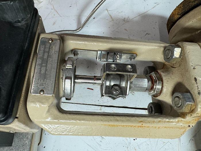 Used Samson 3277 Pneumatic Actuator with 3730-3 Process Controller | Size 1 | 120 cm | ANSI CL150 | 6.0 Bar / 90 PSI