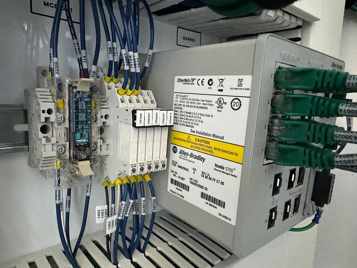 Enclosed Command Center For LNG Station