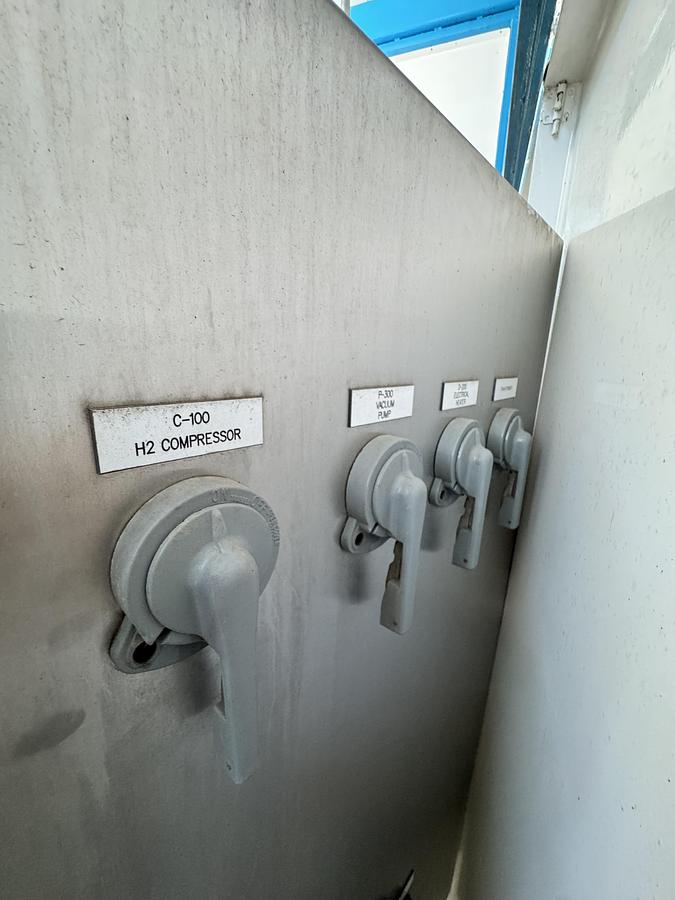 Used Hydrogen Purifier