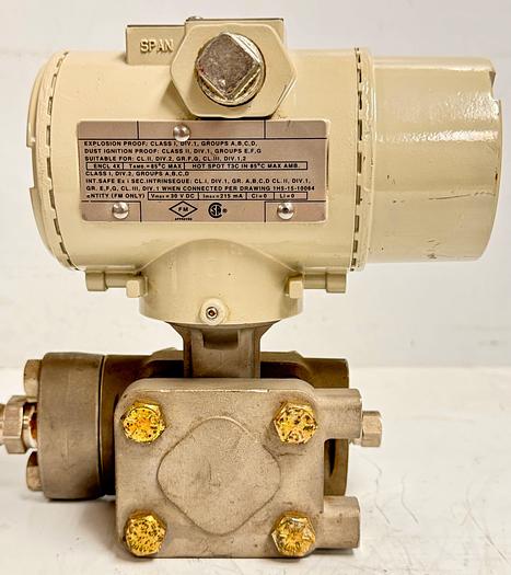 Used ABB 600t smart pressure transmitter 621GF213A815151