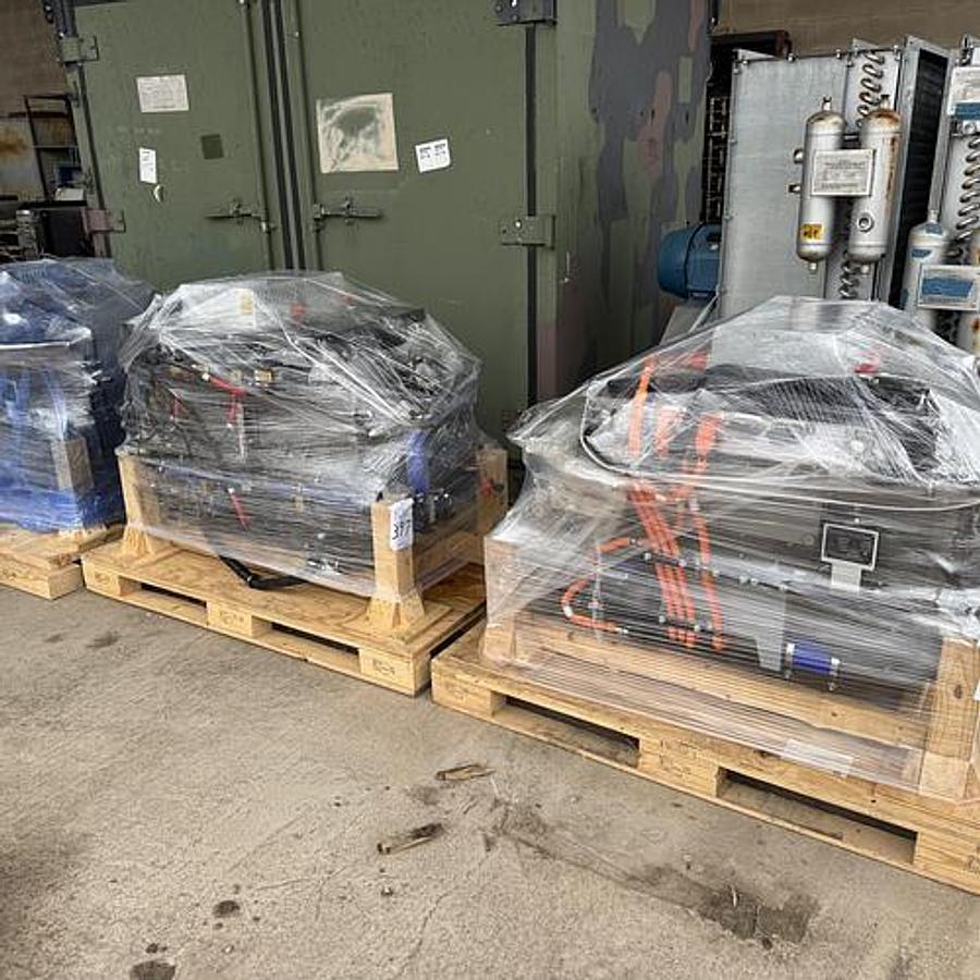 2024 Hyzon 200kW Hydrogen Fuel Cell Complete System with Battery