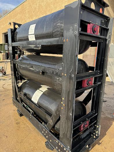 Used 120 GGE CNG Storge- 3 pack, Back fo the Truck, Type 4 cylinders, 26x80 (Capacity: 41.1 GGE / 489.1 Liters)