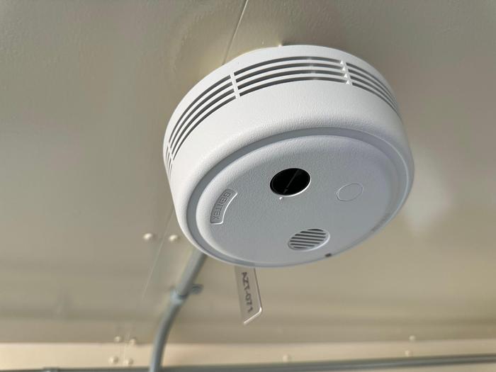 Enclosed Command Center For LNG Station