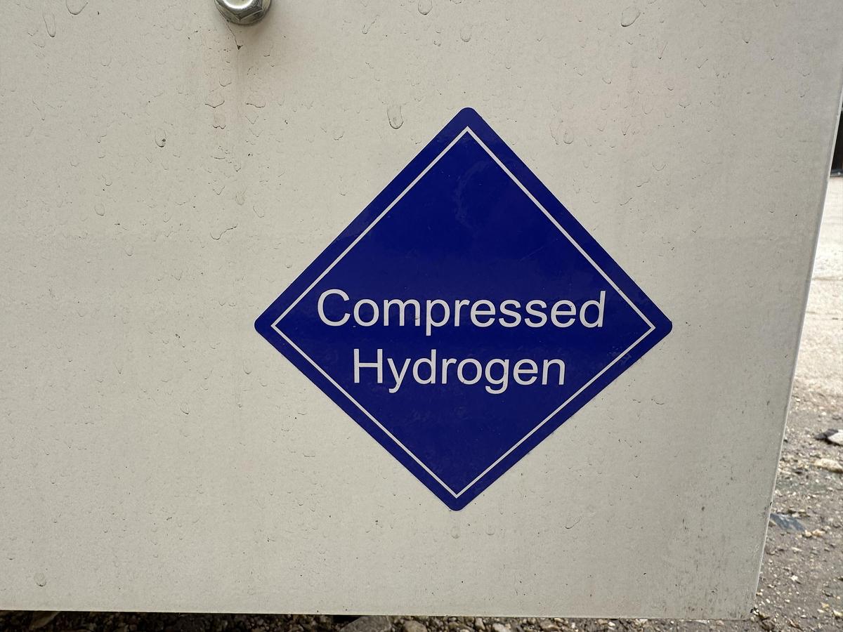 Used Truck Mount Compressed Hydrogen Gas Fuel Supply System