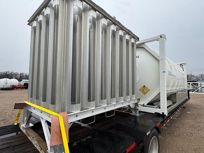 2022 Mobile Cryogenic Gas Trailer with Storage and Regasification