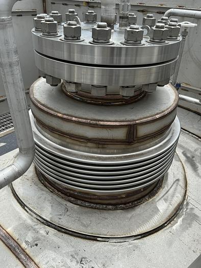 Used LNG Storage 18,000 Gallons Chart with 2 pumps - Brand New - Underground  Horizontal