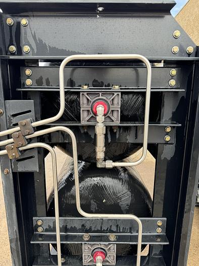 Used 2014 Lincoln Haxagon / Agility, 100 GGE Back of the cab CNG Tank Packages, Type 4 cabron cylinders