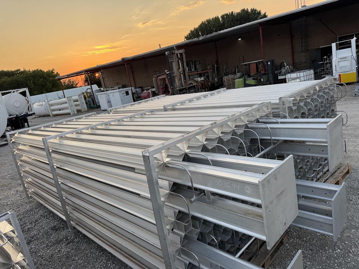 2023 700 Bar LH2 Vaporizer VAI-848-SSL18-SP Pressure 14500 psi flow 330lb/hr Min or 80,000 SCFH Temp -423F ASME