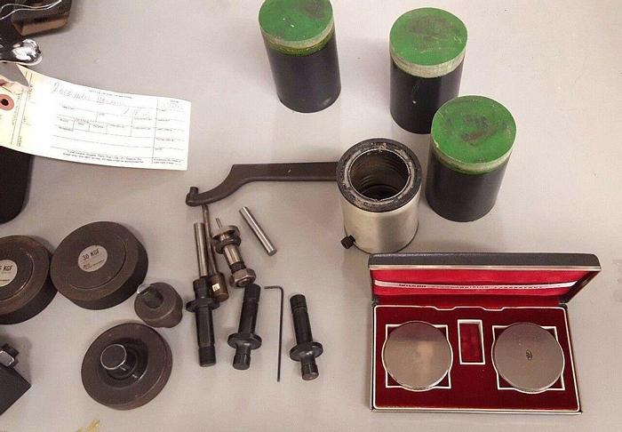 Used Rockwell Hardness Tester Wilson Digital Steel Brass Metal Testing with Tooling