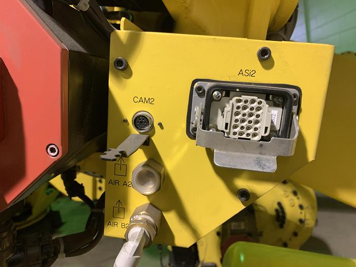 Used FANUC R2000iC/125L 6 AXIS CNC ROBOT WITH R30iB CONTROLLER, IR VISION, 125KG X 3,100 MM H REACH