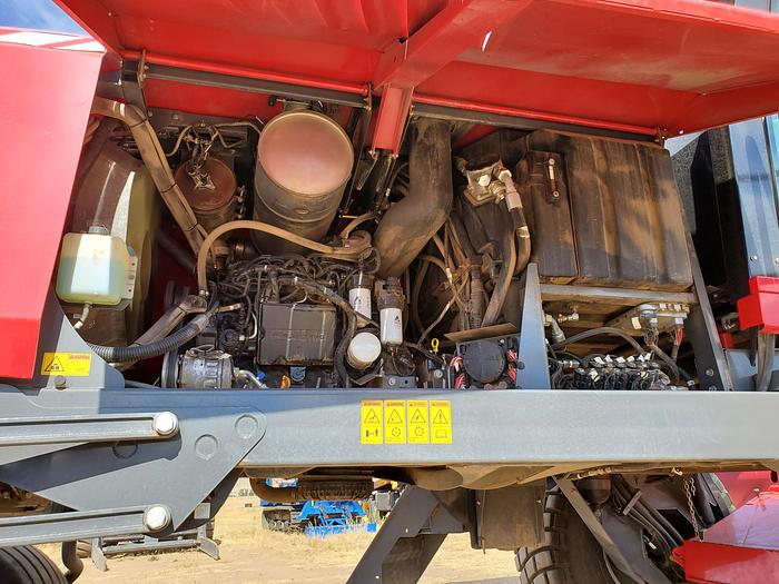 Used ** 800 Hrs ** 2014 Massey Ferguson WR9760 Rotary Windrower