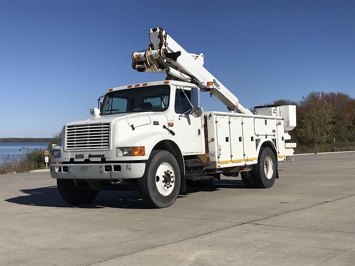 Used 2002 International 4700 w/ Altec TA41M Bucket Truck