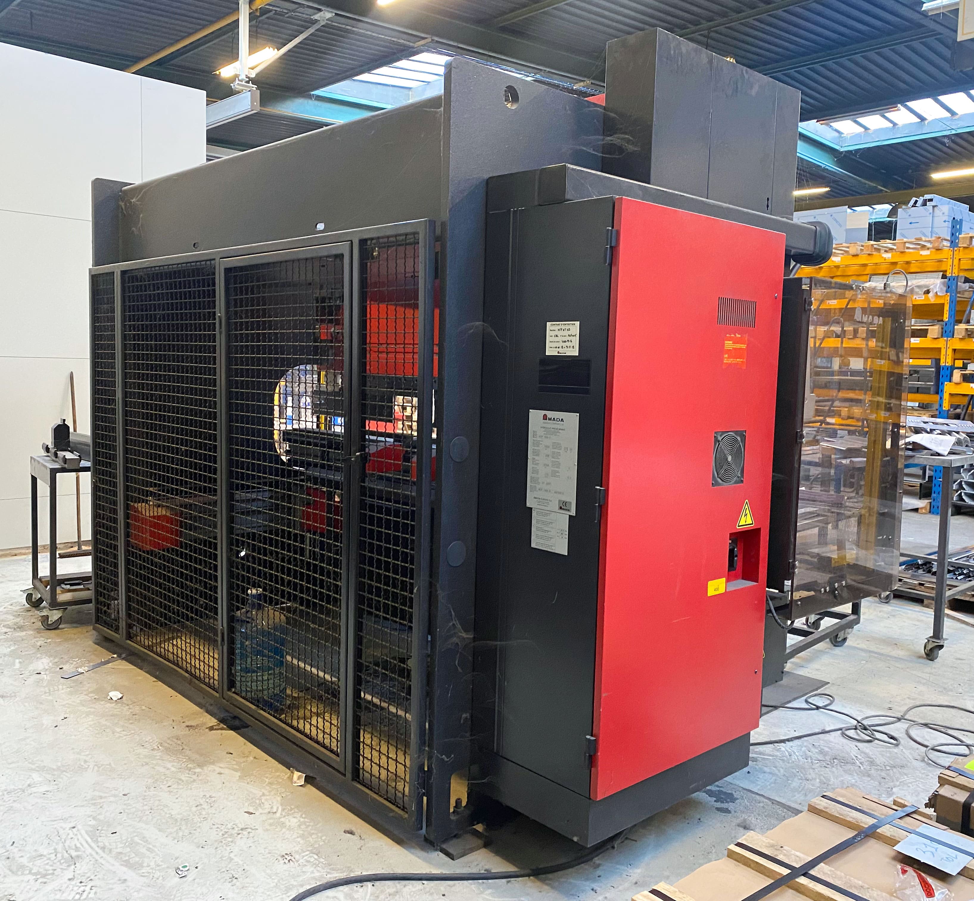 Used Amada HFP 100-30 NT - Press Brake - 2007