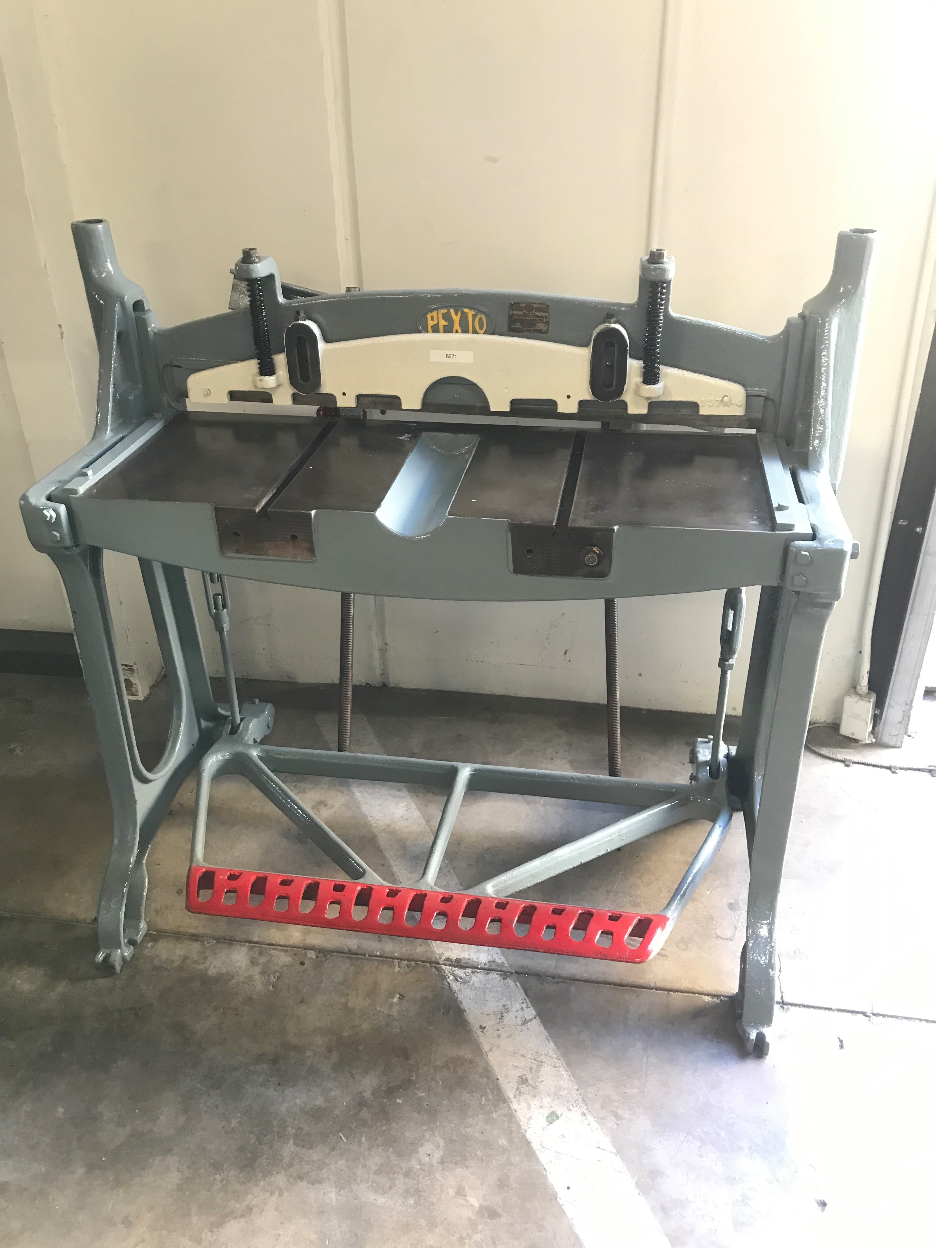 Used Pexto 137 36" Foot Stomp Shear 18 Gauge S/N G/2/36 #6271