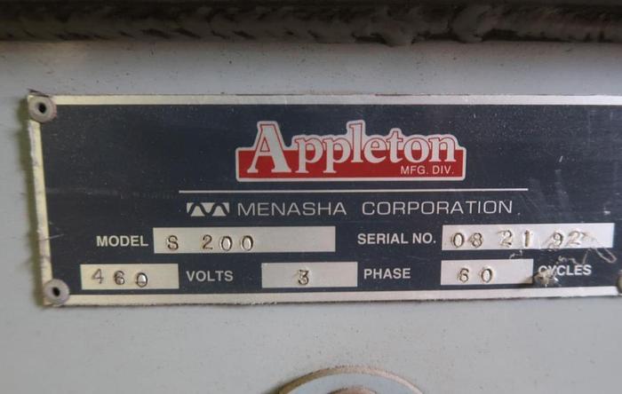Used 120" APPLETON MODEL S200 SEMI AUTOMATIC CORE CUTTER 3" DIAMETER SHAFT