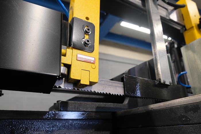 UZMA 320DGH Bandsaw Machine double Mitre Semi Automatic