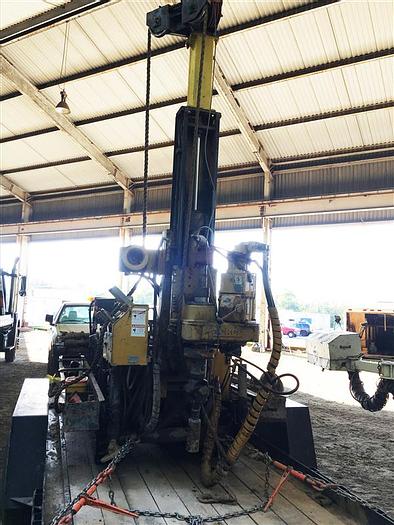 Used 2009 Acker Soil Scout Drill Rig