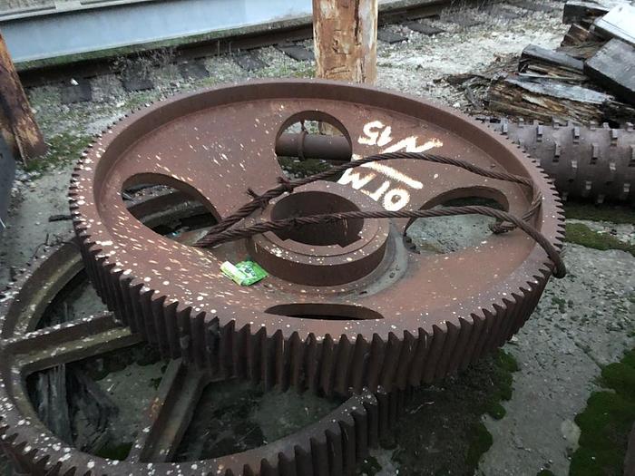 Used 1968 TMP VORONEZH K8542 1600t MECHANICAL HOT STAMPING PRESS