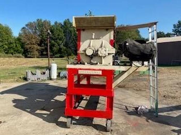 Used 50 CU. FT. RIBBON BLENDER – 7.5 HP MOTOR – MOUNTED ON BASE WITH WHEELS (#9775)