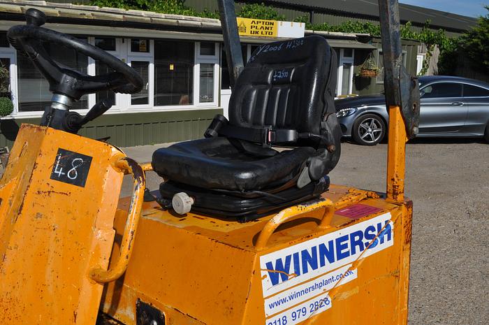 Used 2006 THWAITES 1 TONNE SWIVEL