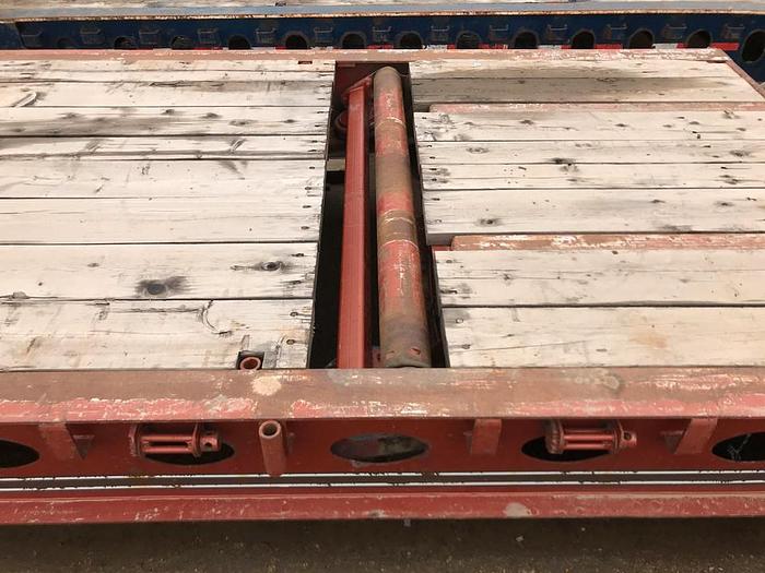 Used 2002 Peerless 12 Wheel Tridem Scissor Neck