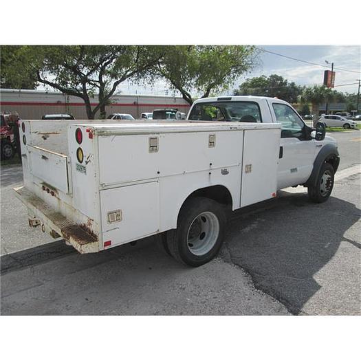 Used 2007 Ford F450 utility truck