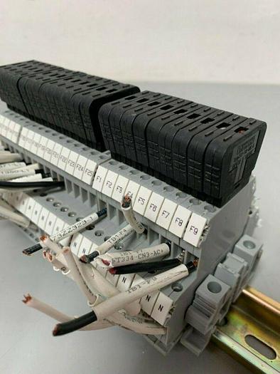 Used Lot of 24 Phoenix Contact Typ UKK5-T Double Leveled Terminal Block