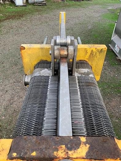 Used Heat Exchanger, Plate, 550 SF, S/st, AGC, Divider Block #S744438