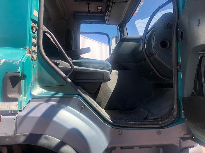 Used 2002 DAF CF 85 430 8X4