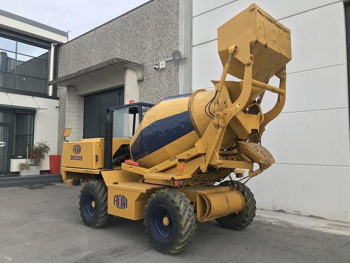 Used 1997 FIORI DB250 E