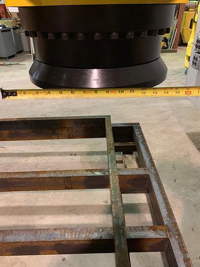 Used 2017 FANUC M2000iA/900L EQUIPPED FOR VISION WITH R30iB CONTROLLER LIKE NEW