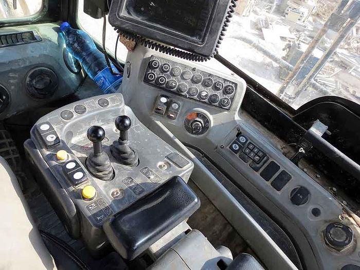 Used 2017  CATERPILLAR 988K