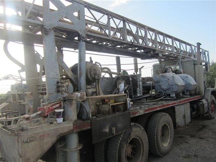 Used 1981 Ingersoll-Rand RO300 Drill Rig