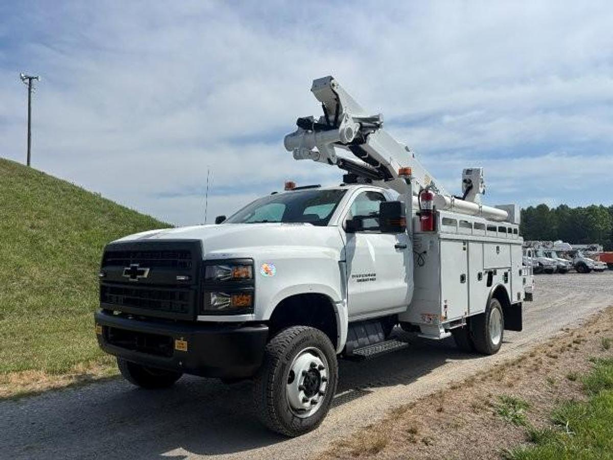 Used 2024 ALTEC AT41M