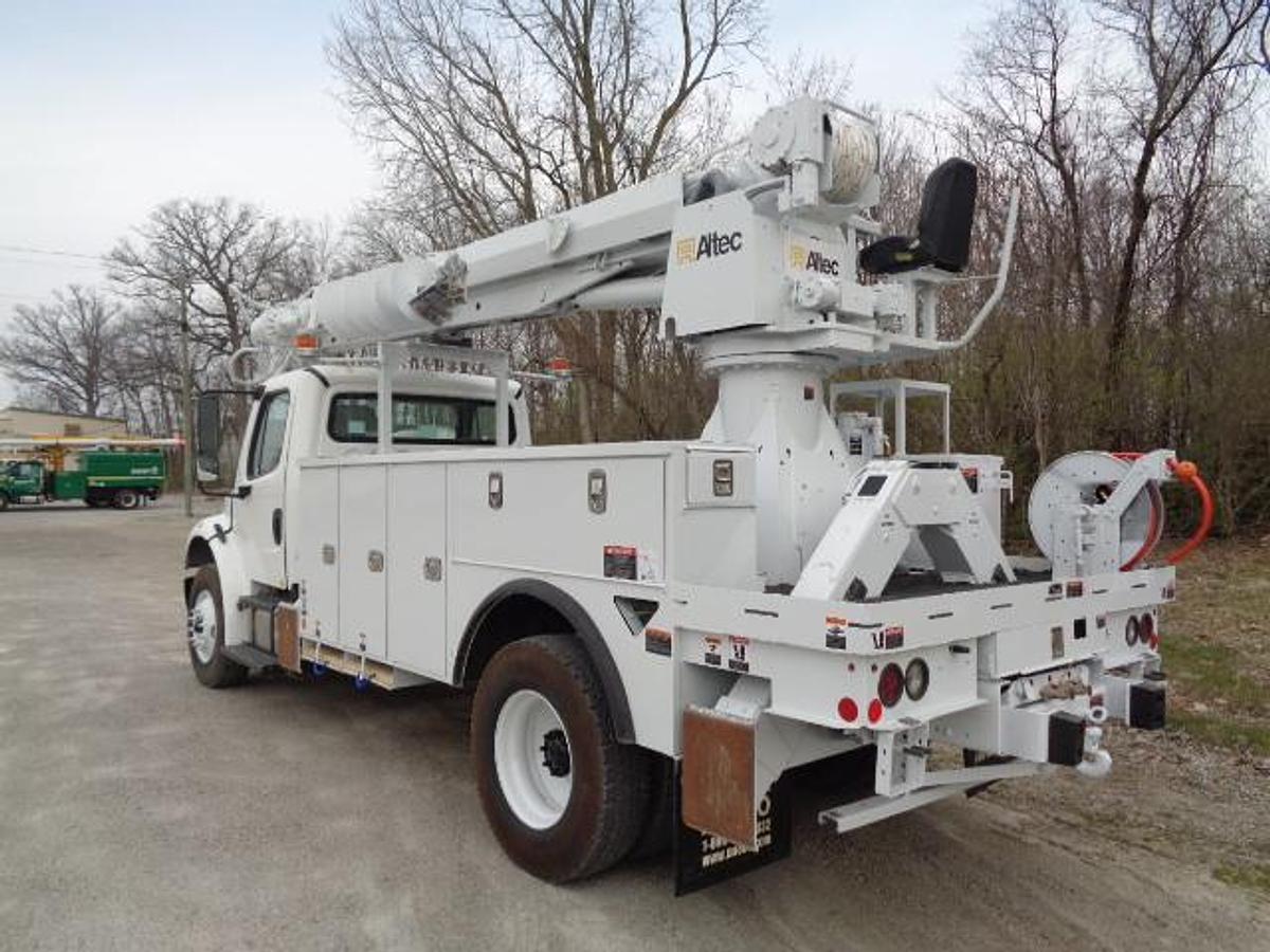 Used 2019 ALTEC DM47B-TR Digger Derrick Crane Truck