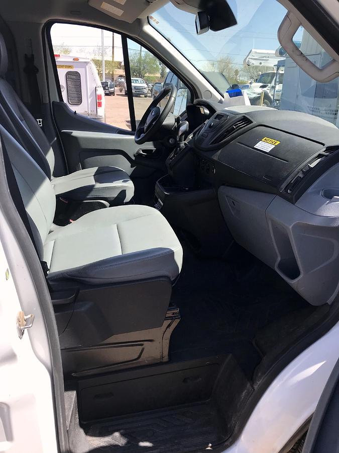 Used 2019 VERSALIFT VANTEL29NE-01