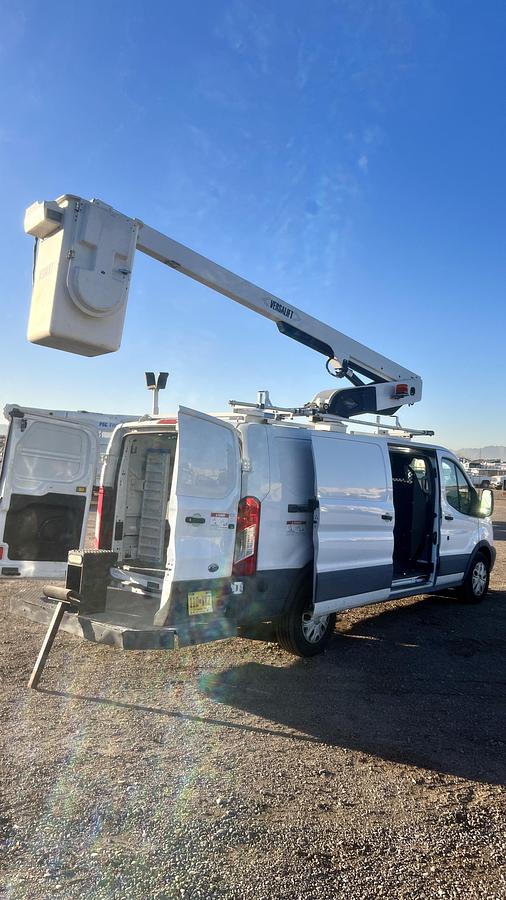 Used 2019 VERSALIFT VANTEL29NE-01