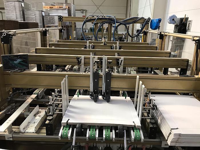 Usato 2015 LAMINA  Cash-Lock Gluer CLG 1816