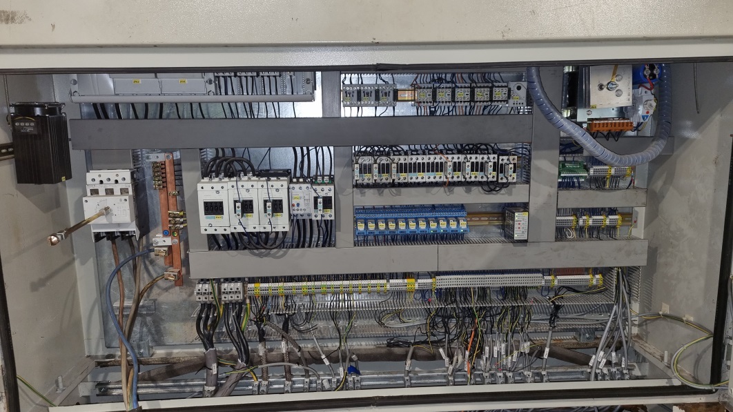 Refurbished Ballenpresse Avermann, Typ AVOS 1410M, Presskraft 70 t