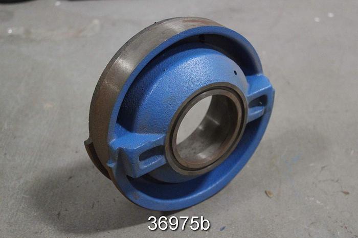 Unused Goulds 3405L Bearing Housing, 77-83 1001 #36975