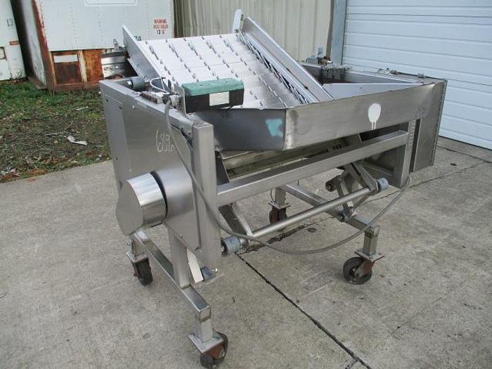 Used Magnuson Shufflo Feeder FDR/ALGNR, Md #346001 for Orienting & Feeding