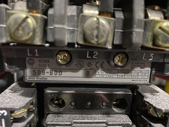 Used ROCKWELL AUTOMATION ALLEN BRADLEY CENTERLINE SERIES MCC SECTION