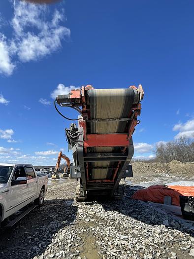 Used 2011 Sandvik QJ 240 Jaw Crusher