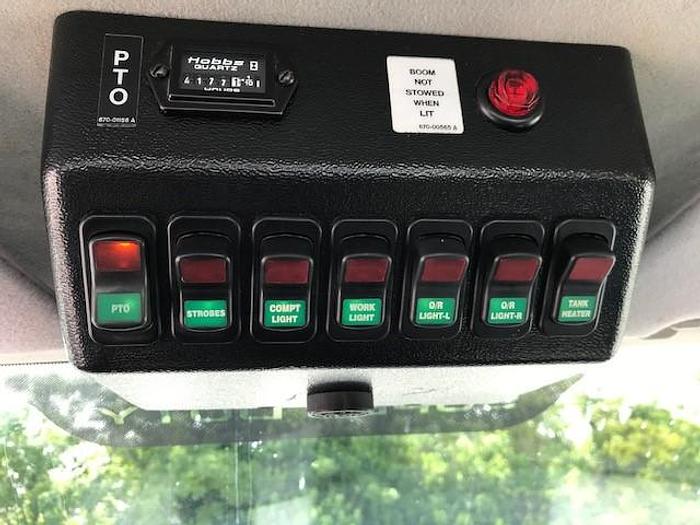 Used 2009 Ford F750 Altec AM55 60ft Over Center Bucket Truck - C94193