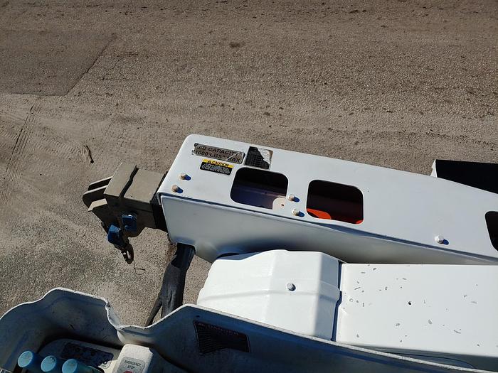 Used Altec AT40-MH 45ft Bucket Boom on 2016 Ford F550 4x4 Reg Cab Utility Truck - 05890