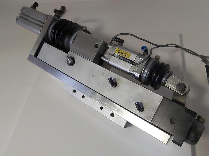 Gebraucht Zustellzylinder und Klemmung, Hub 60mm K2, Festo gebraucht-Top