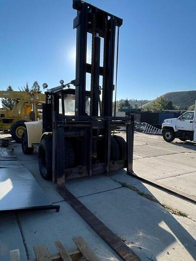 Used Hyster, Yale H300B