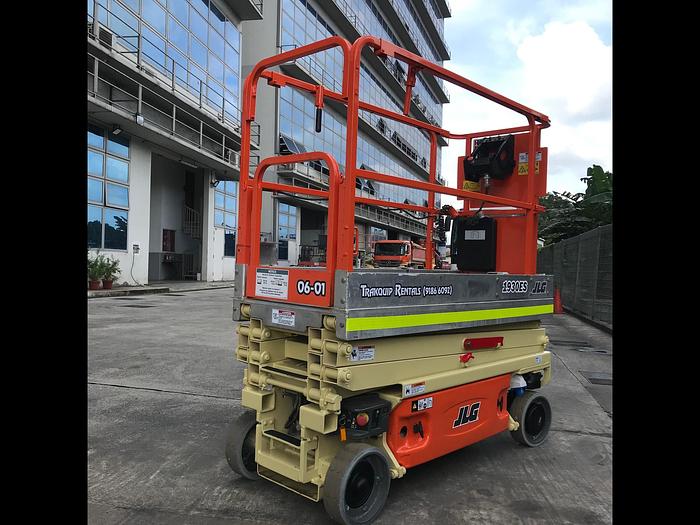 Refurbished 2011 JLG 1930ES