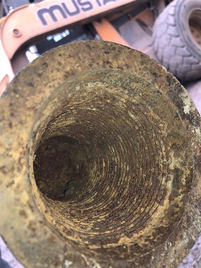 Used 13'-10" L x 3-7/8" to 4-5/16" OD Drill Stem